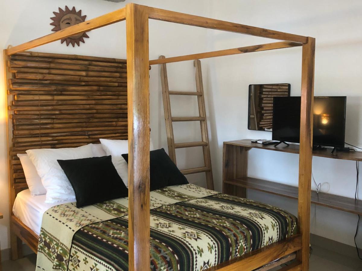 Nautilus Lodge Puerto López Buitenkant foto
