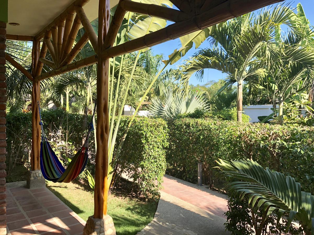 Nautilus Lodge Puerto López Buitenkant foto