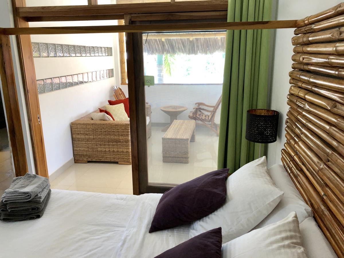 Nautilus Lodge Puerto López Buitenkant foto