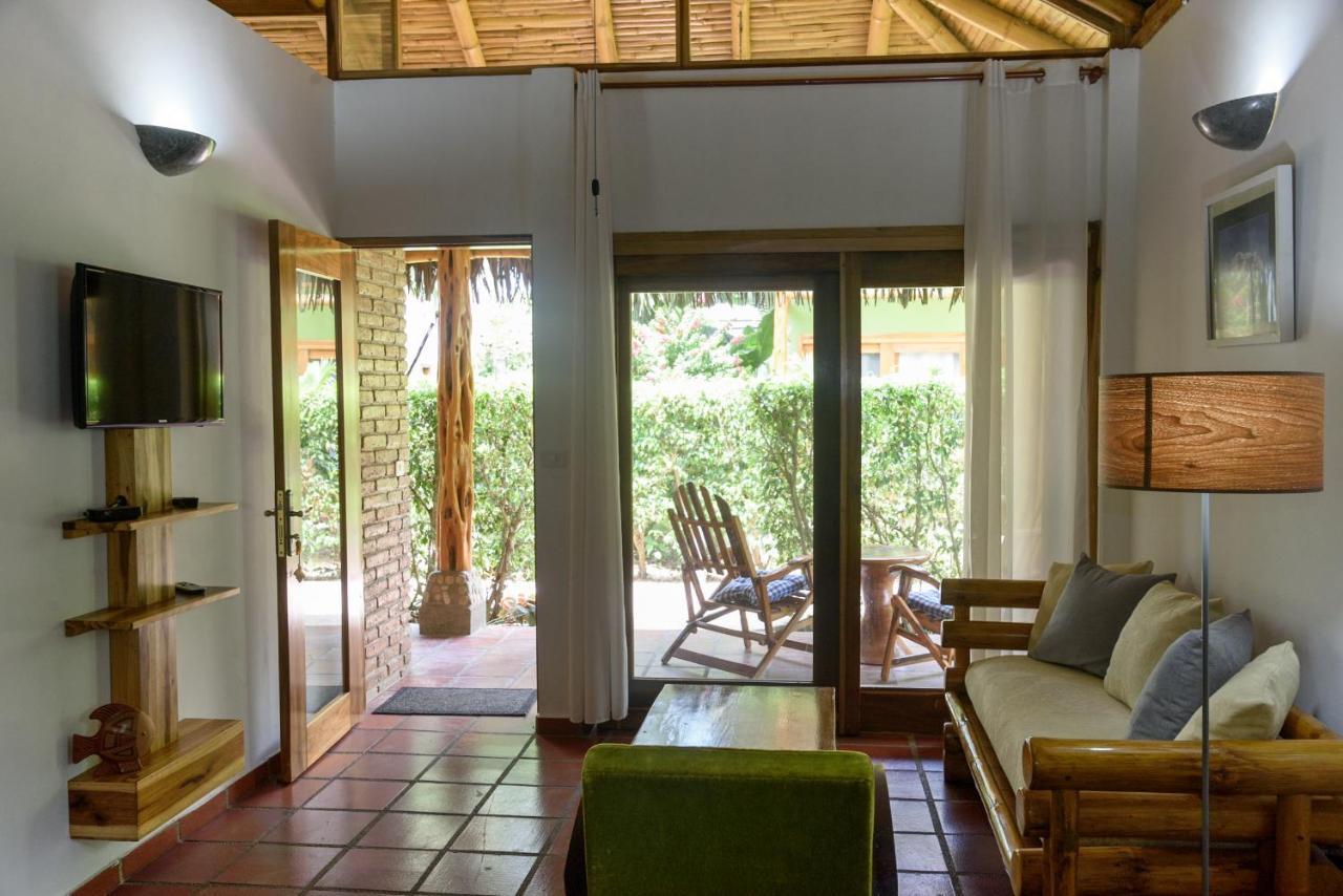 Nautilus Lodge Puerto López Buitenkant foto