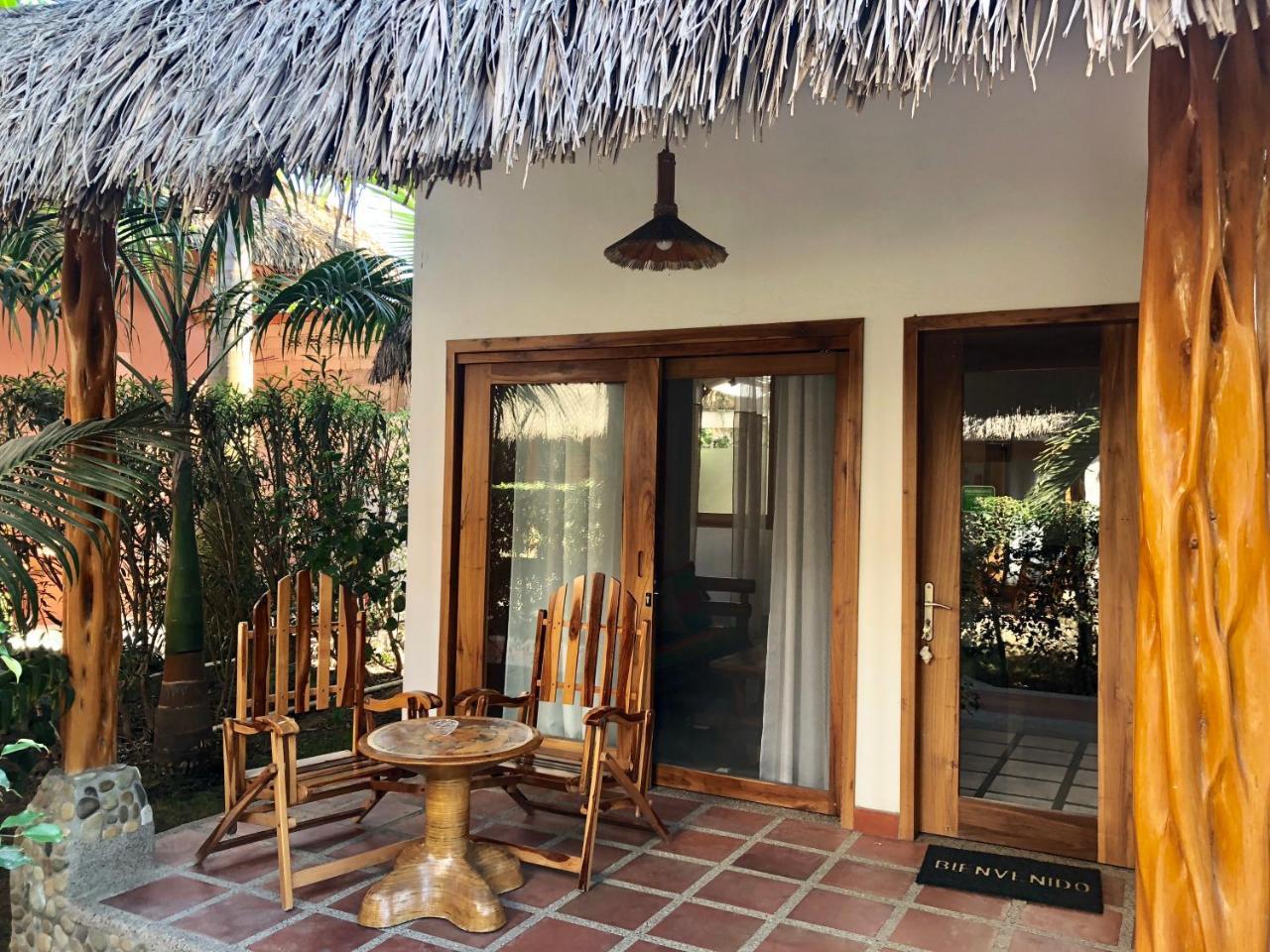 Nautilus Lodge Puerto López Buitenkant foto